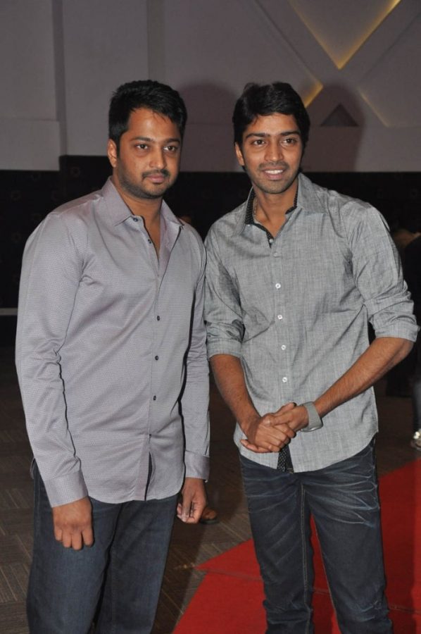 Allari-Naresh-and-with-her-brother-aryan-rajesh-pics-598x900 - Dear Movie