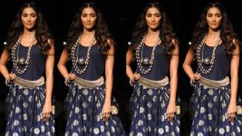 Actress Pooja Hegde Images