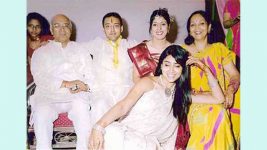 Actress Shriya Saran Family Photos | Shriya Saran Bhatnagar Family Images